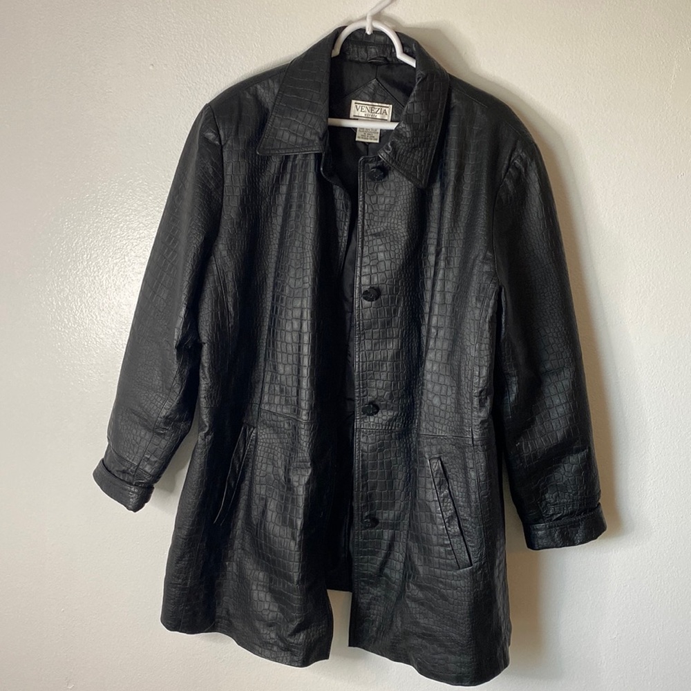 Vintage leather snake print oversized lined women’s jacket Long Winter coat